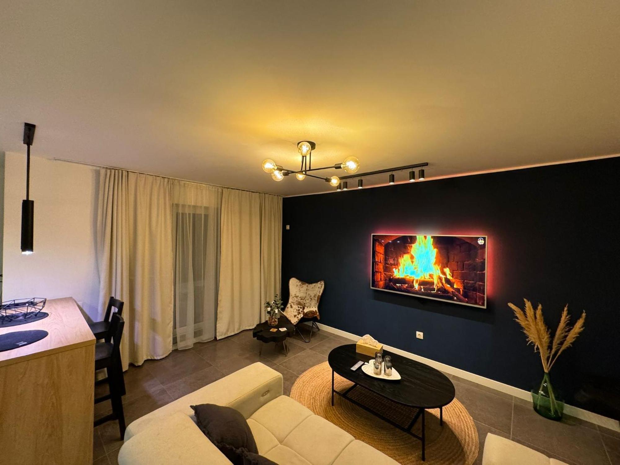 Chill Vibes Apartment Braşov Exterior foto